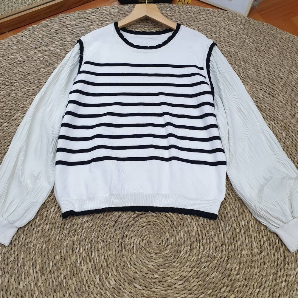White Black Stripe Knit Puff Sleeve Crewneck Sweater Nautical Chic 🖤